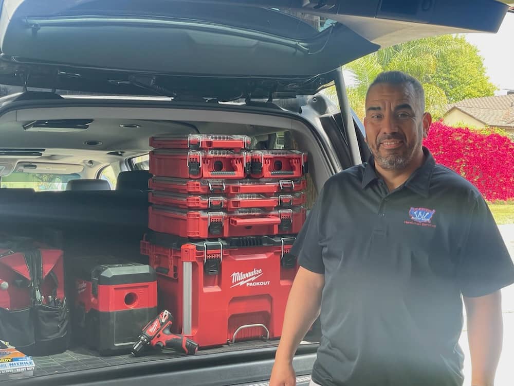 Robert Felix Owner of Do Right Right Now Handyman Services in Whittier